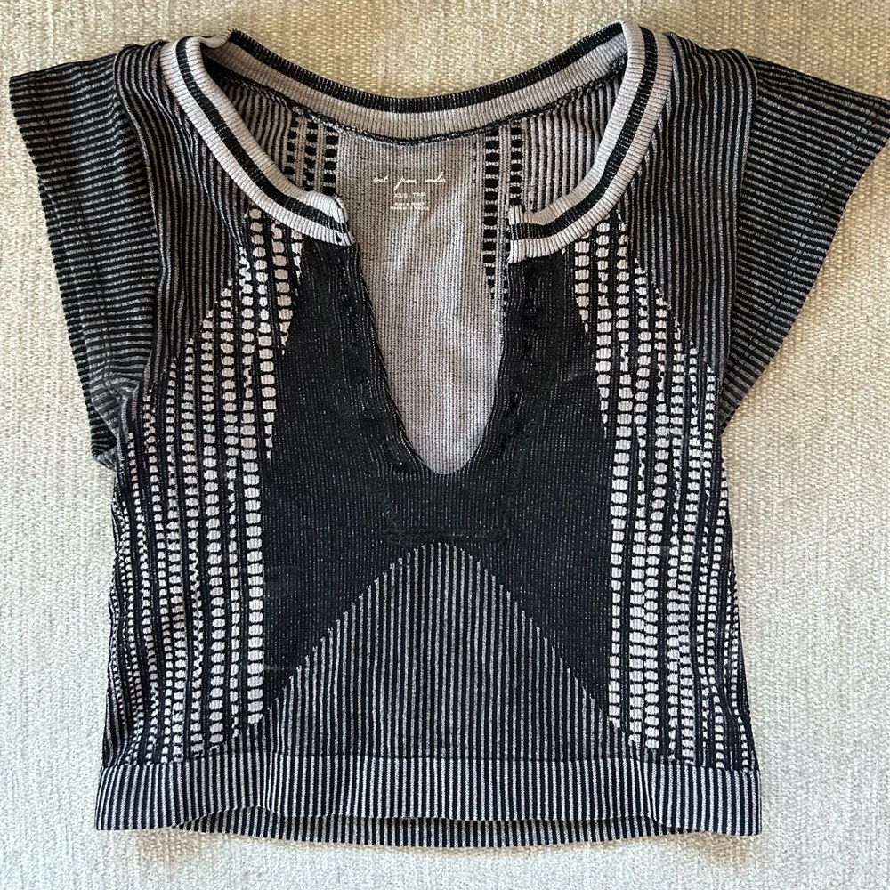 Urban Outfitters Top - Size XS/S